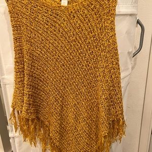 Chico yellow poncho